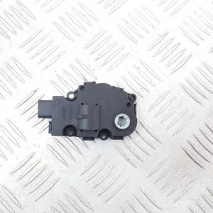 Моторчик заслонки печки BMW 2 F45/F46 1 (2014 - 2018)