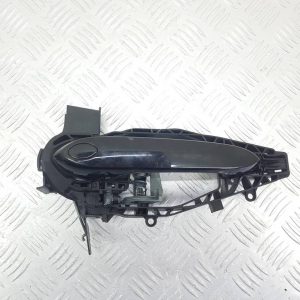 Ручка наружная передняя правая BMW 5 G30/G31 7 (2016 - 2020)