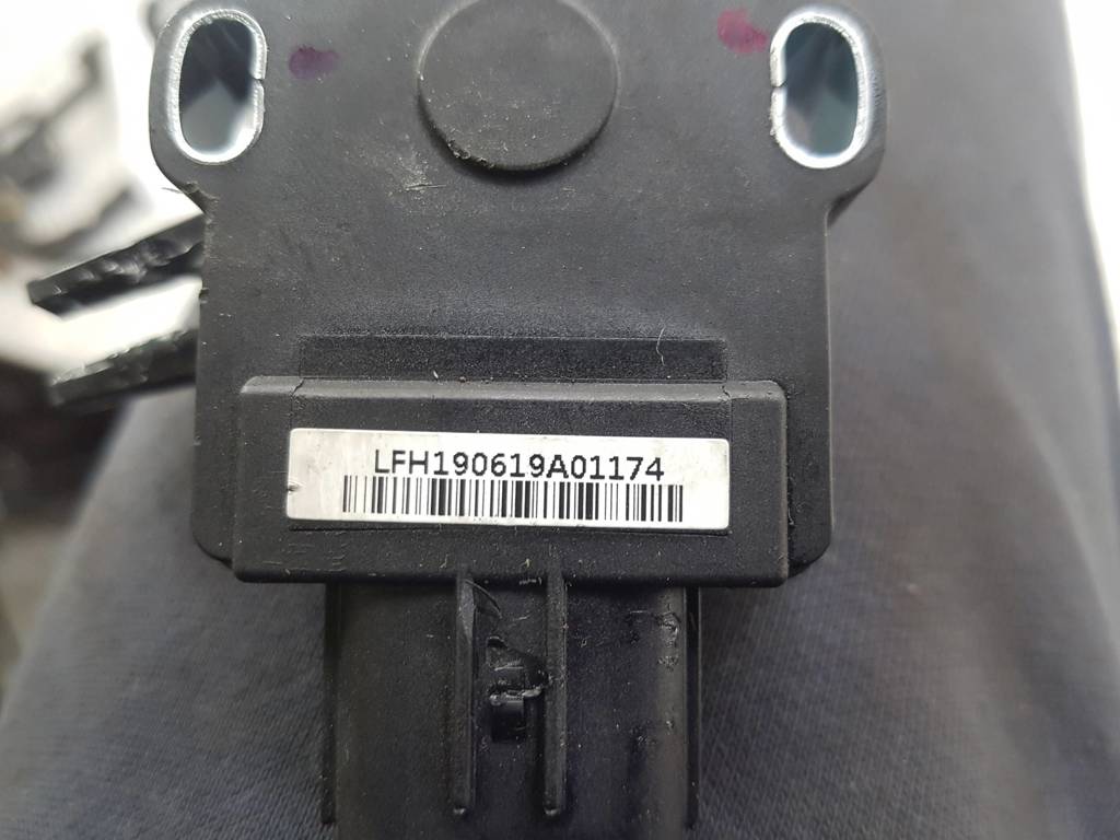 192734