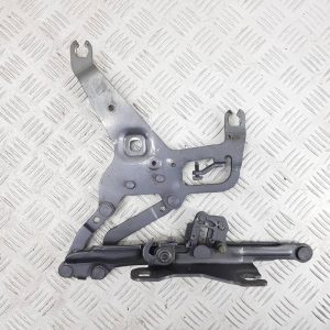 Петля капота правая BMW X5 F15 3 (2013 - 2018)