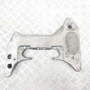 Балка под КПП BMW 5 G30/G31 7 (2016 - 2020)