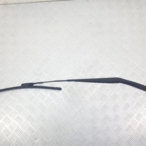 Щеткодержатель (поводок стеклоочистителя, дворник) Hyundai Tucson 4 поколение (NX4) (2021-2023)