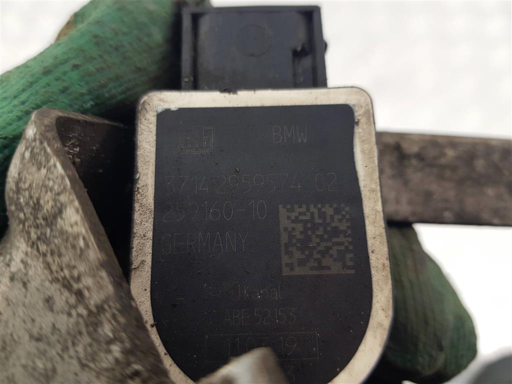 198695