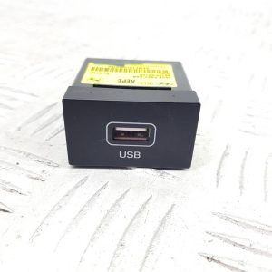 Разъем AUX / USB Hyundai Ioniq 1 (2016 - 2022)