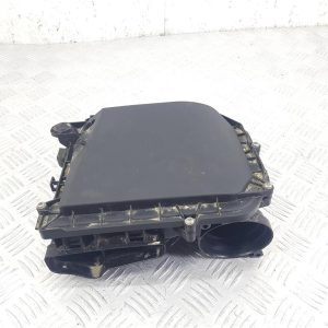 Корпус воздушного фильтра Mercedes E W213 5 (2016 - 2020)