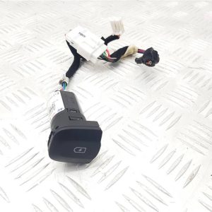 Разъем AUX / USB Hyundai Santa Fe 4 (2018 - 2020)