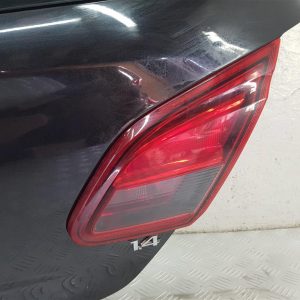 Фонарь крышки багажника правый Opel Corsa E E (2014 - 2023)
