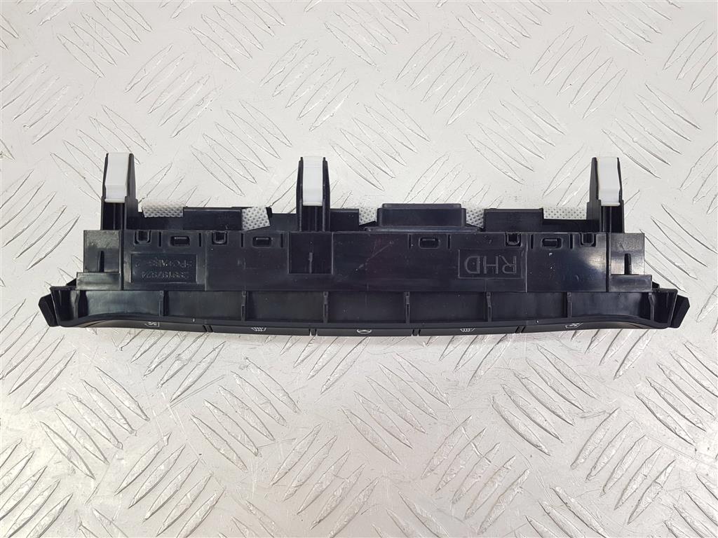 216721