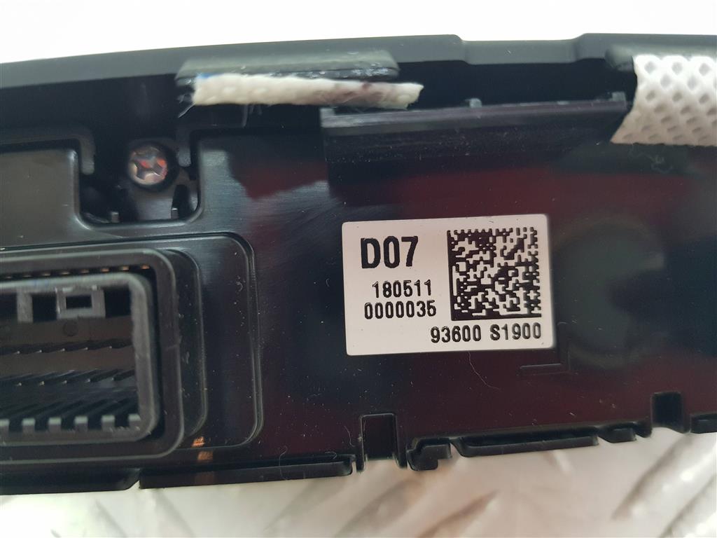 216723
