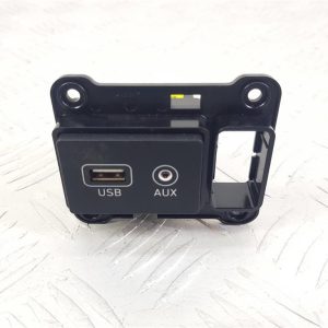 Разъем AUX / USB Hyundai Santa Fe 4 (2018 - 2020)