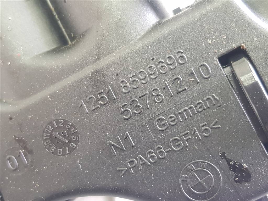 218364