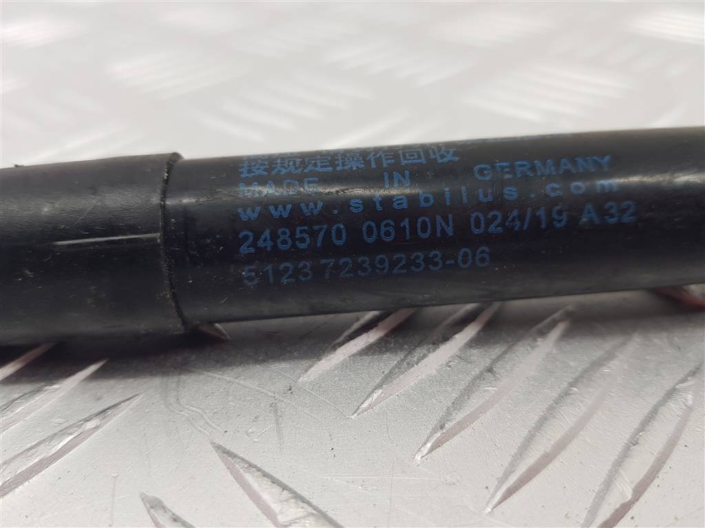 218750