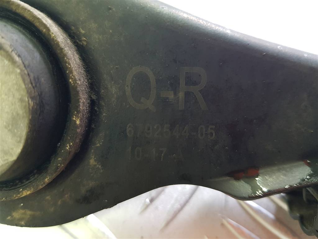 219605