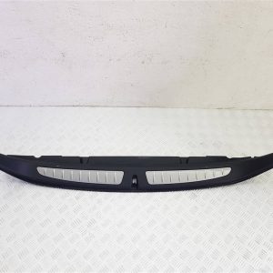 Накладка внутренняя на заднюю панель кузова (багажника) BMW 3 F30/F31/GT F34 6 (2016 - 2020)