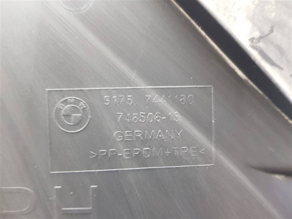 221306