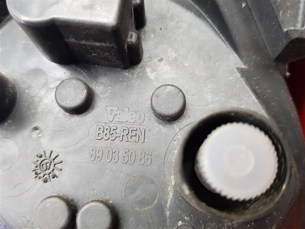 223520
