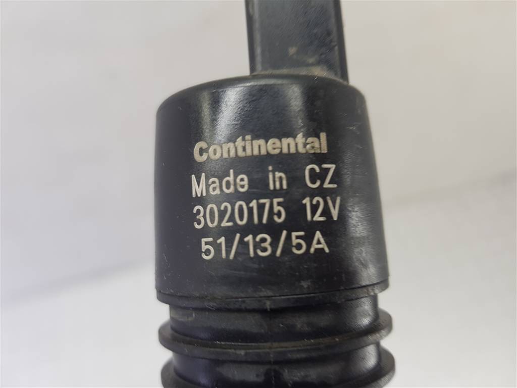 225196