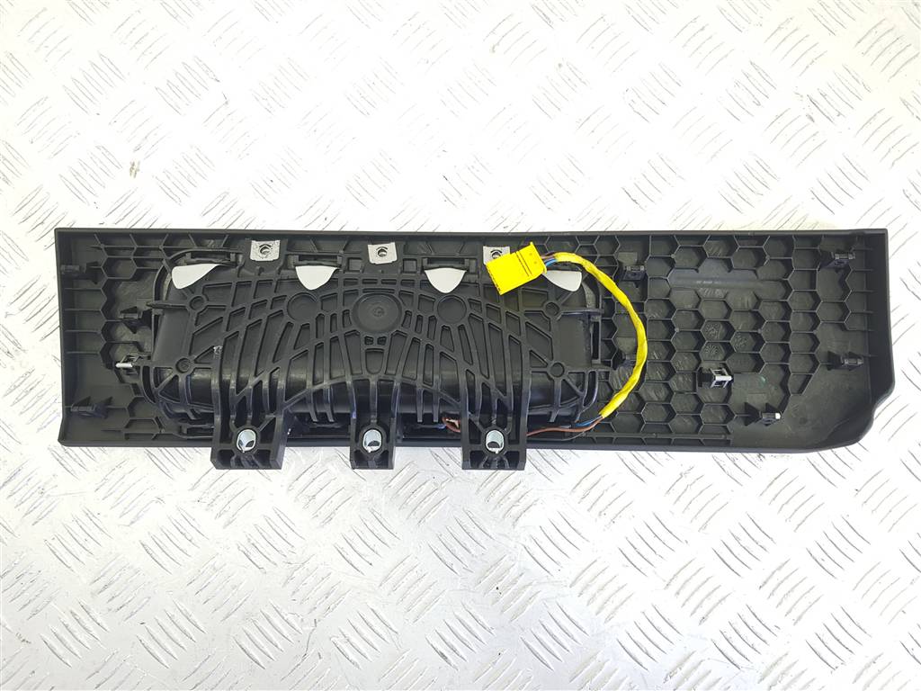 225211