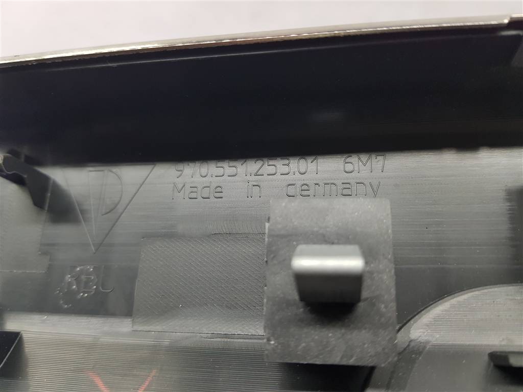 225216