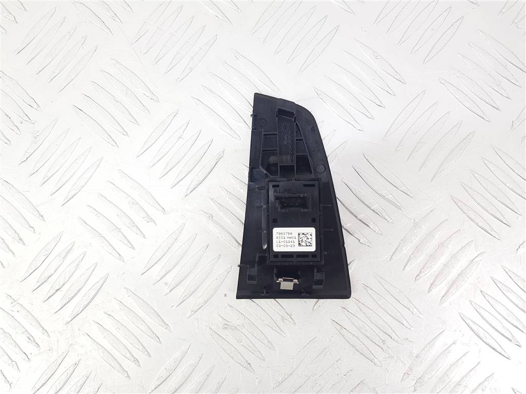 225924