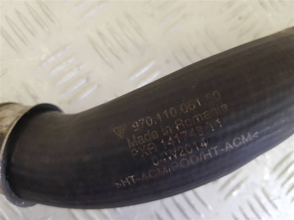 226578
