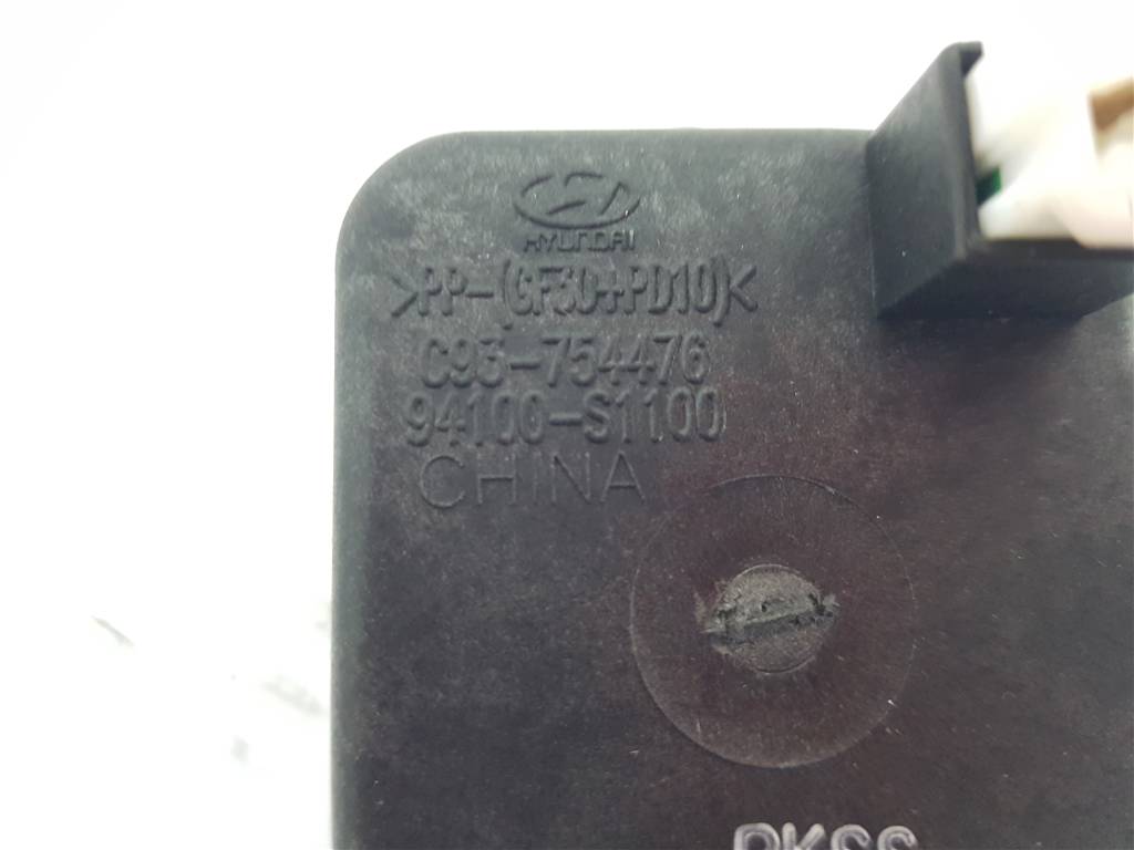 233599