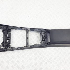 Подлокотник BMW 2 F44 1 поколение (2019-2025)