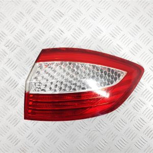 Фонарь задний правый Ford Mondeo 4 (2007 - 2010)