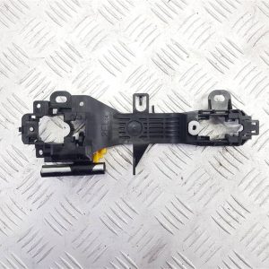 Скелет ручки наружной передней левой Subaru WRX 1 поколение [рестайлинг] (2016-2023)