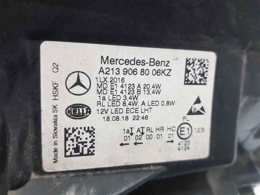 242884