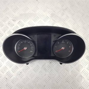 Щиток приборов (приборная панель) Mercedes C W205 4 поколение (2014-2018)
