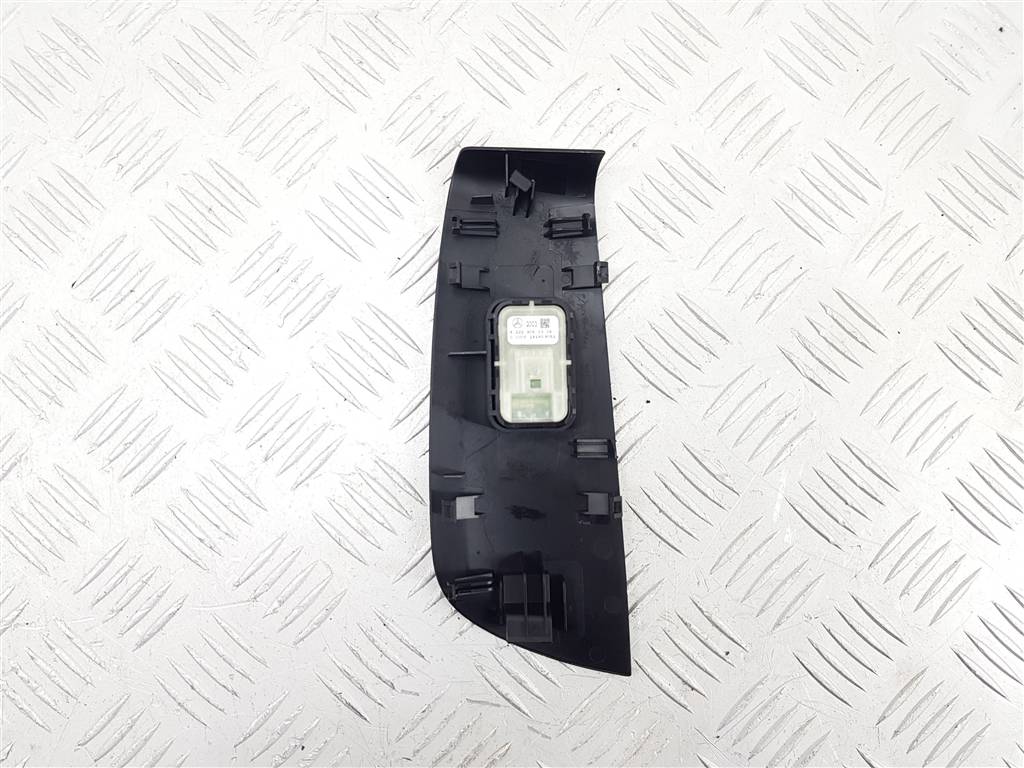 243298