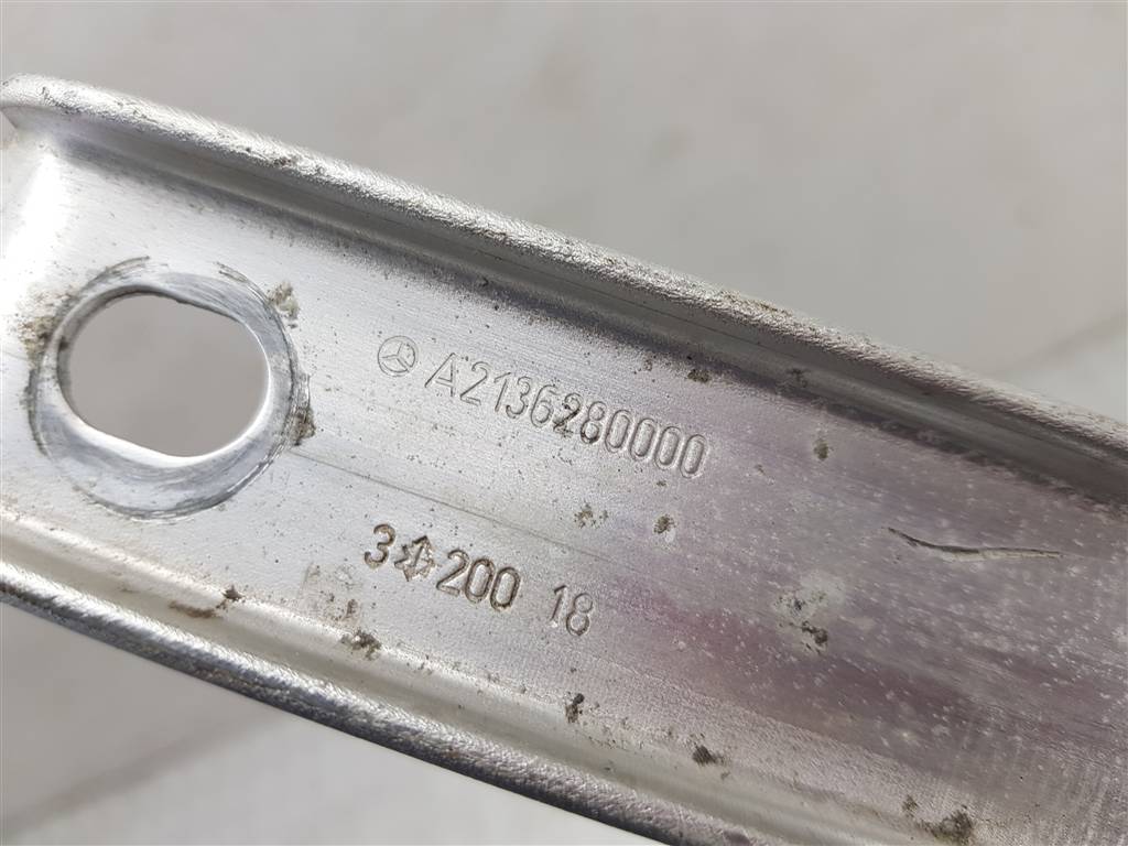 243720