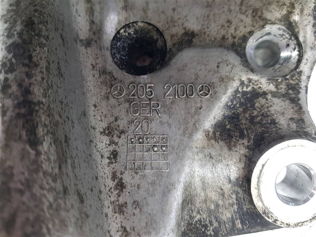 243873