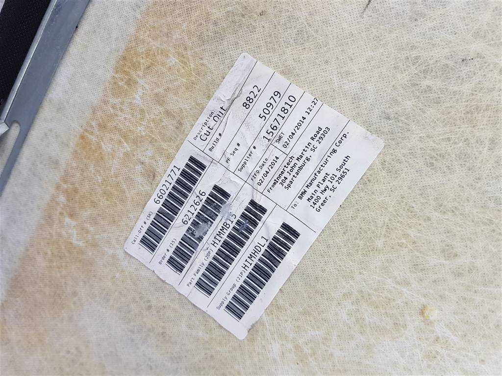 245693