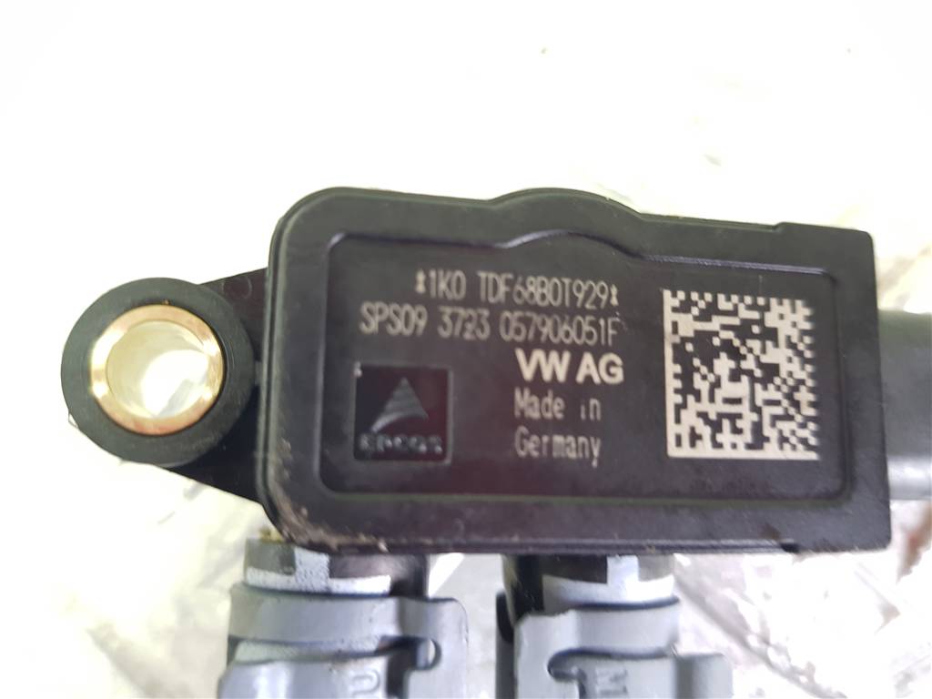 246218