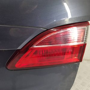 Фонарь крышки багажника правый Mazda 5 2 поколение (2010-2015)