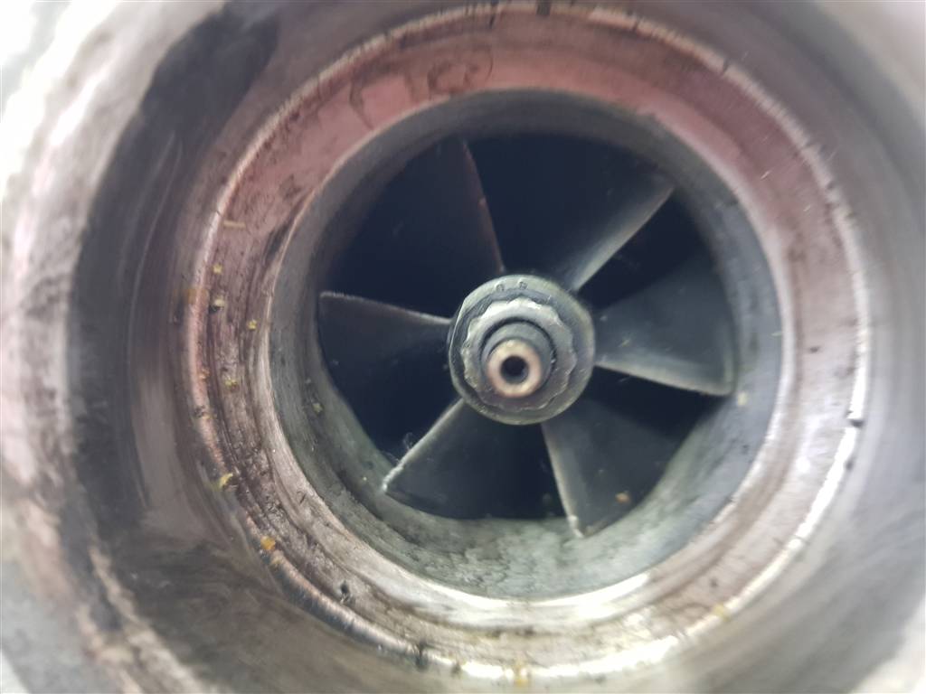 250647