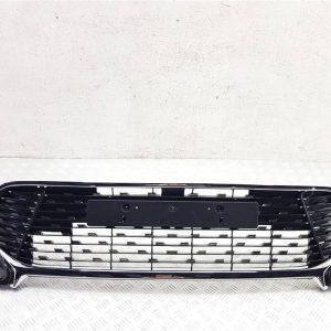Решетка радиатора Toyota Camry XV50 [рестайлинг] (2014-2017)