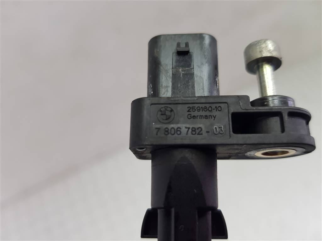 251447