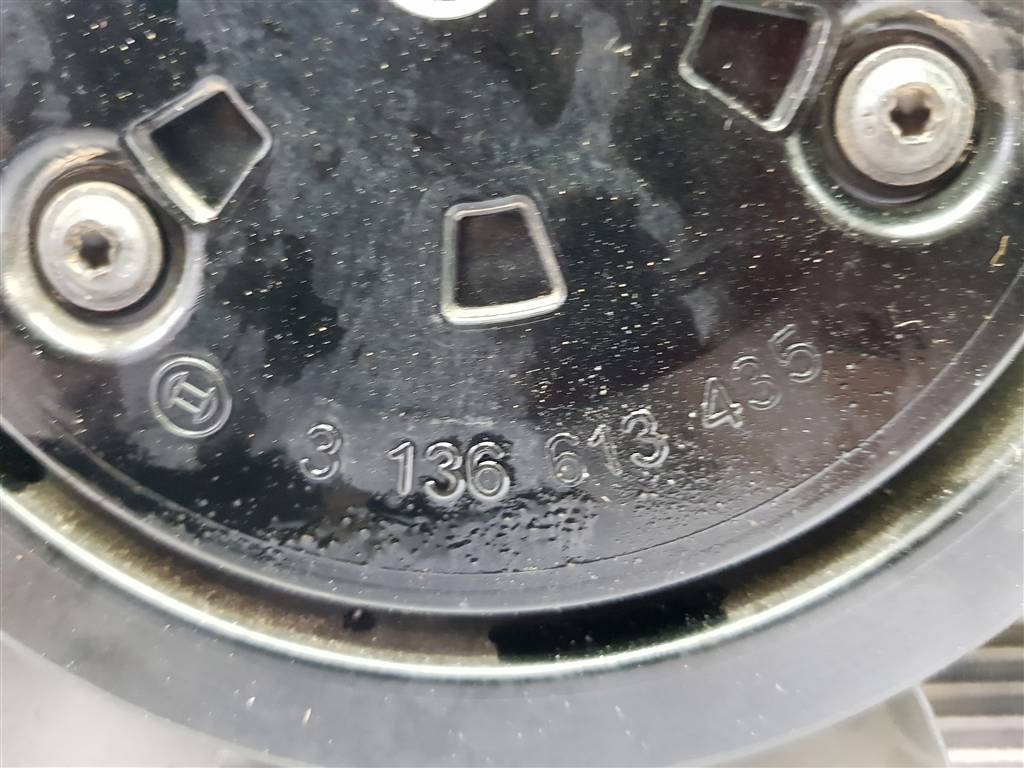 252832