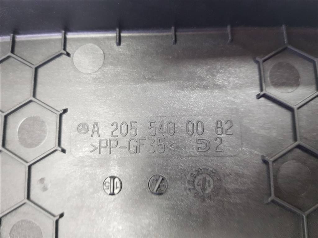 253457