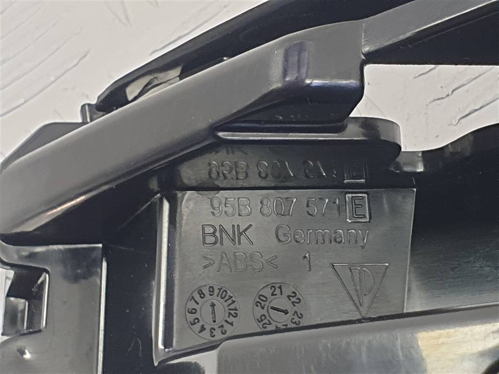 256537