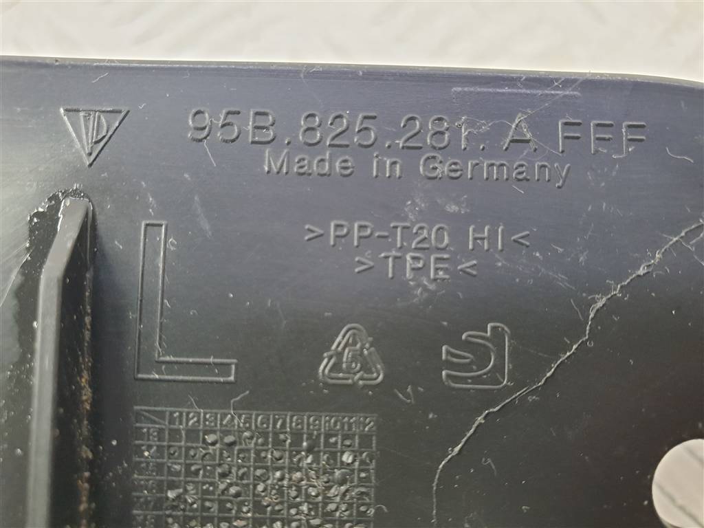 256705