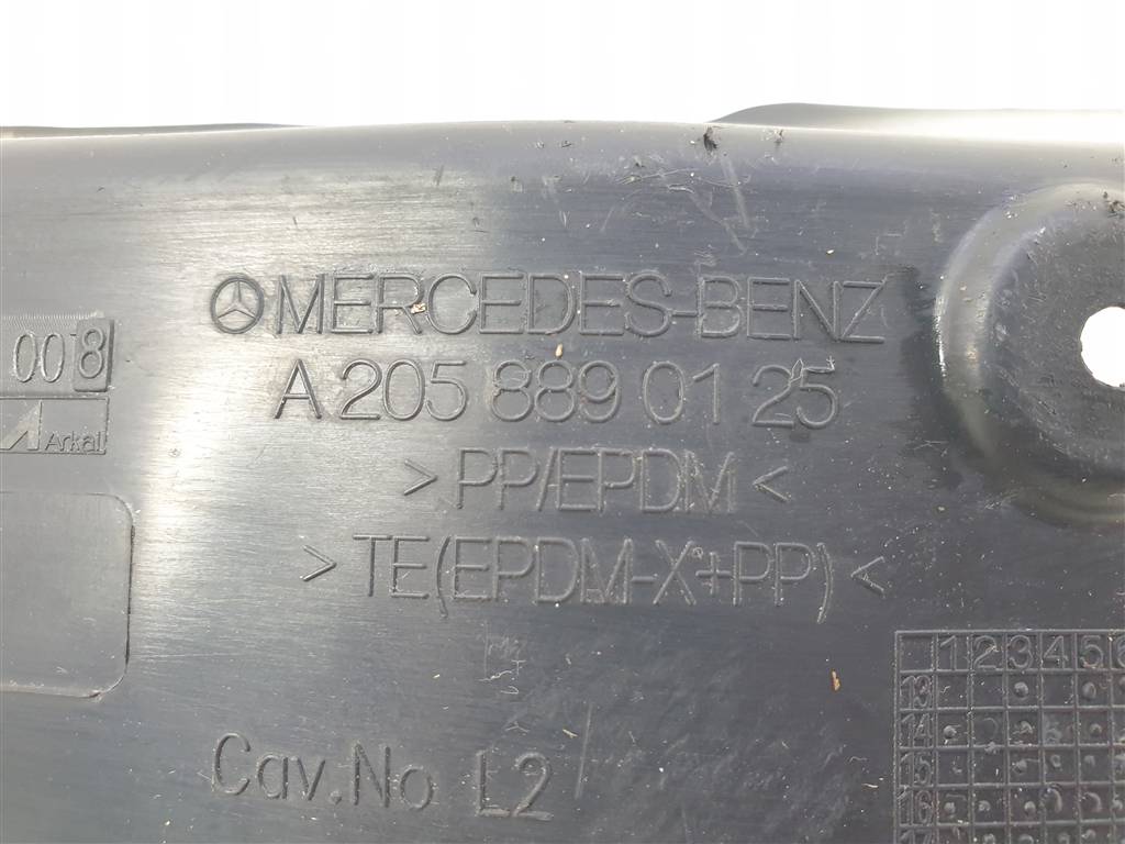 256957