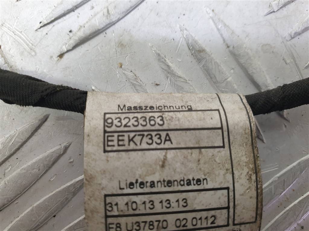 256972