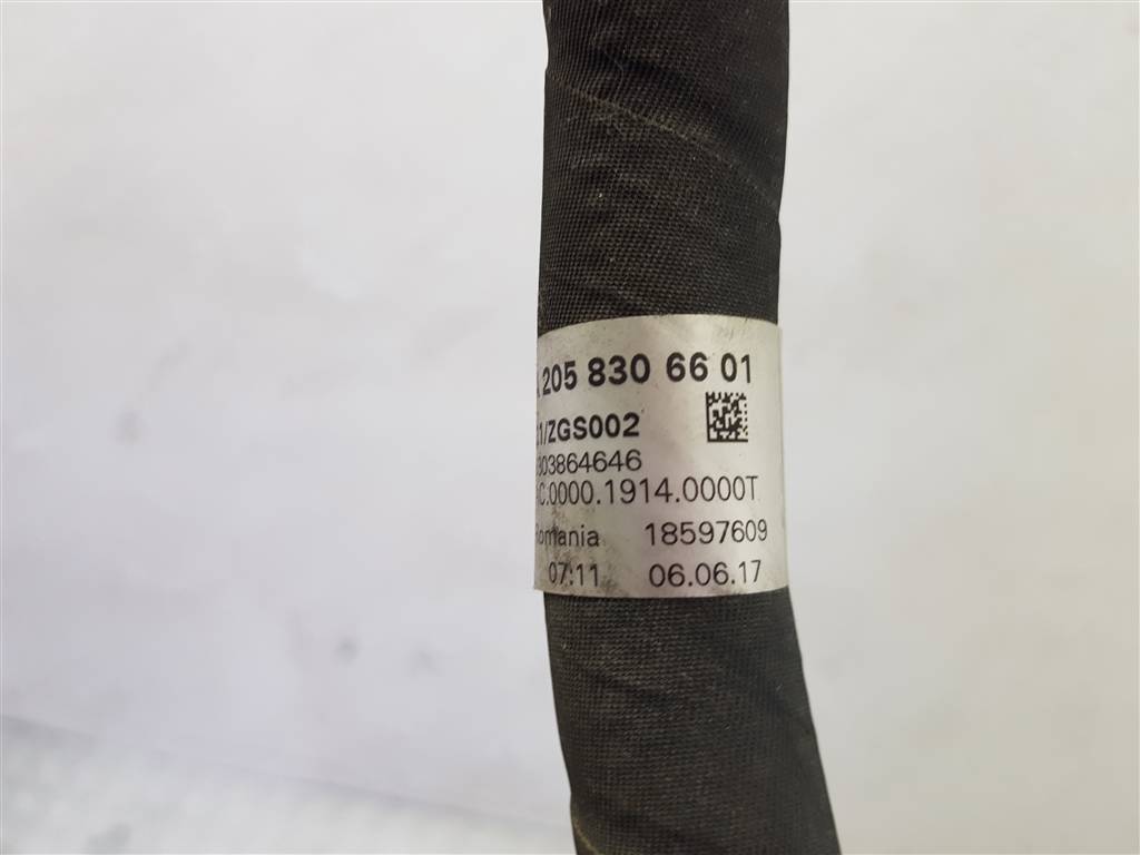 257103
