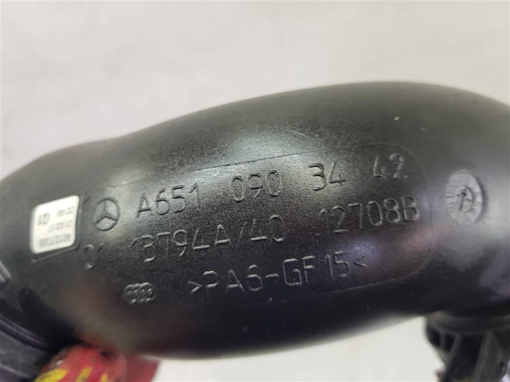 257261