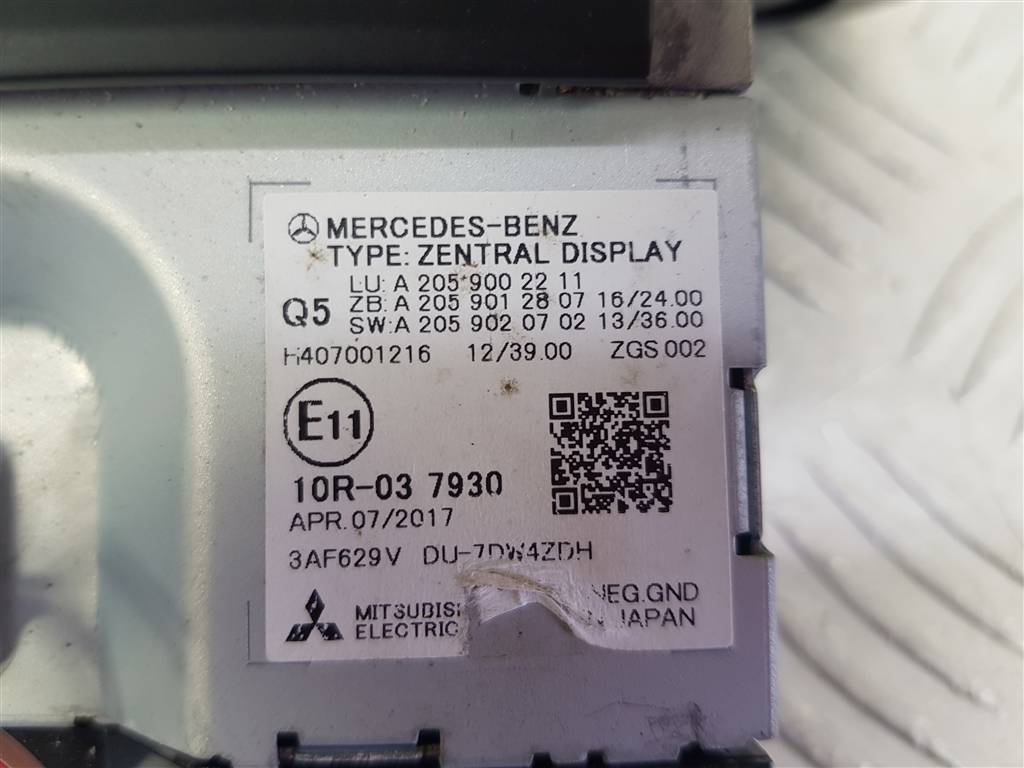 257429