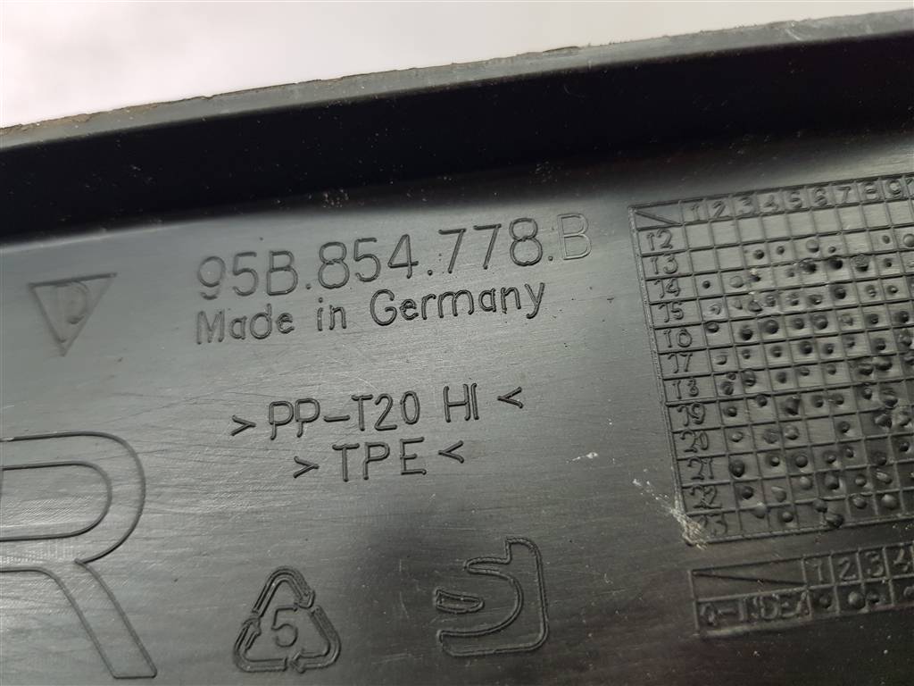 257527